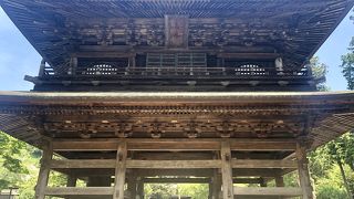 広い敷地で綺麗に整備されています