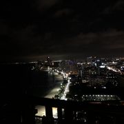 雰囲気、夜景が素晴らしいルーフトップバー