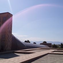 中はすこし見えます