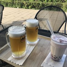 テラスでビール