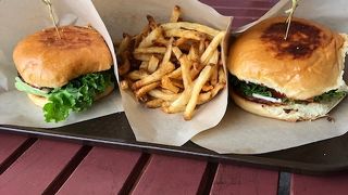 ワイメアの定番バーガー