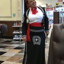 ウェートレスさんのコスチュームが素敵