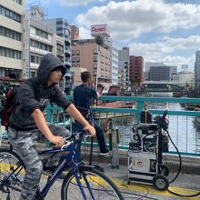 ロケ中の浅草橋