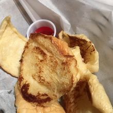 人気のバターロール