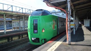 JR北海道、札幌～旭川間を走る電車特急。