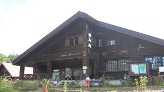 尾瀬沼の湖畔にあるとよいのですが。。。