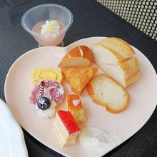 デザートは小ぶり