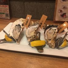 生牡蠣食べ比べ