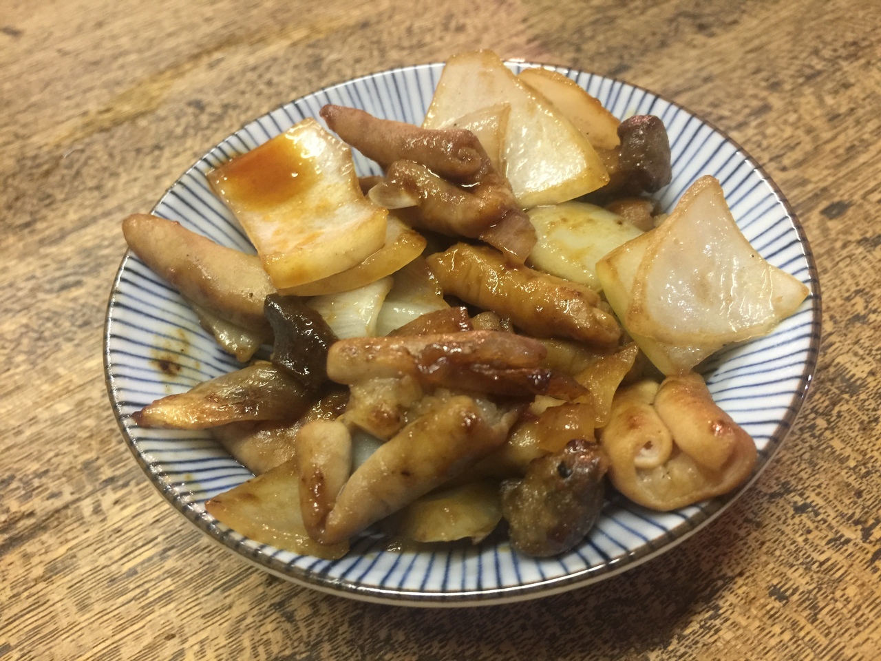 もつ焼きを生ビールと両関で！