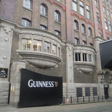 こちらが出口側です