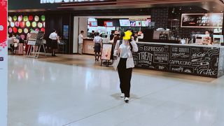 一階奥にあります