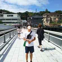 江ノ島大橋を渡って江の島へ