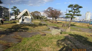 宍道湖沿いの整備された公園