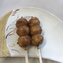 串団子風・・1本100円。