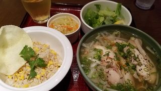 気軽の入れるベトナム料理