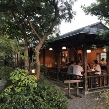 建物も庭も風情があるので大好きな「榧」