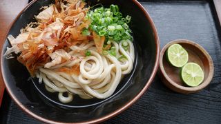 セルフのモチもちのうどん