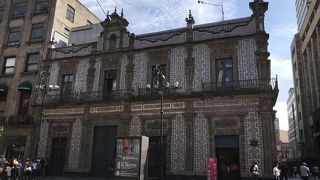 1903年に建てられたバロック建築