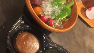 野菜盛りと刺身盛りを飲み放題で！