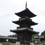 吉井川の河畔の高台にある由緒あるお寺