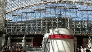 ガラスのドーム