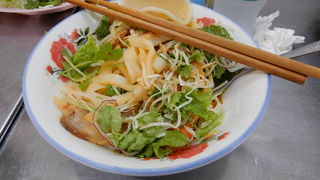 名物麺ブンチャーカーの専門店