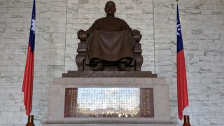 蒋介石像