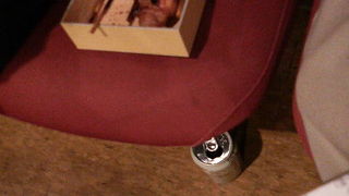 看板に大相撲の決まり手が描かれてて楽しげなお店