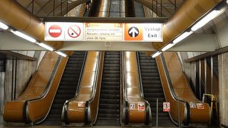 エスカレーターの速度が速い気がしました