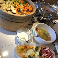 サラダだけでなく、温野菜もある…