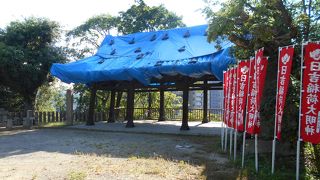 大江神社の境内