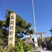 すっきり美しい社殿が印象的な神社です