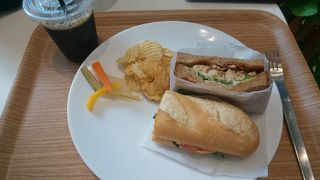 落ち着かないお店