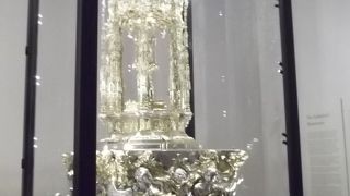 まばゆいばかりの宝物に遭遇