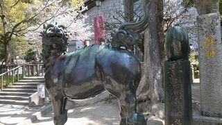 神牛ほどの人気はなく