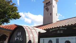 売店ではワイン試飲し放題！