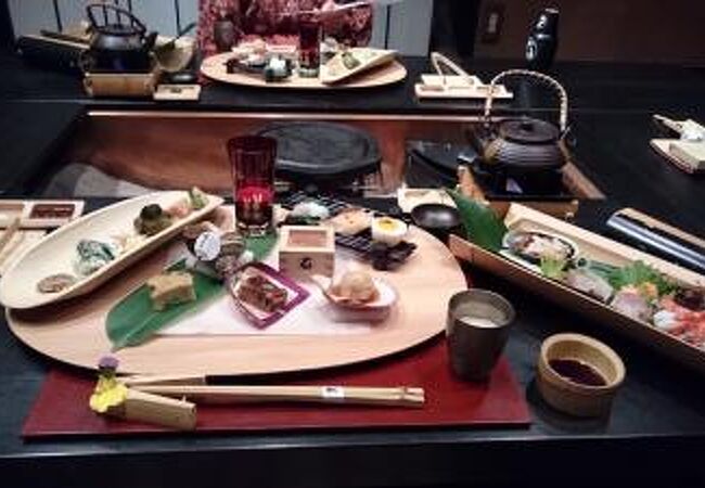 秘境 白川源泉 山荘 竹ふえ