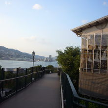 グラバー邸見学用通路が設置されています