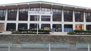 横浜文化体育館