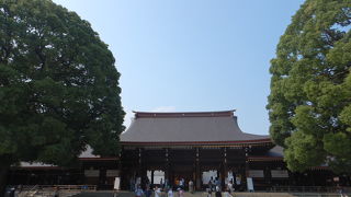 神宮橋から結構歩きます