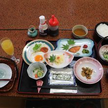 新米コシヒカリの御飯が美味しかった朝食