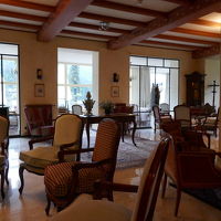 ロビー、広くはない