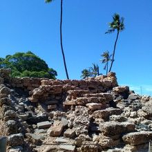 正面からの砦全景