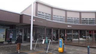 大きな太鼓が目印