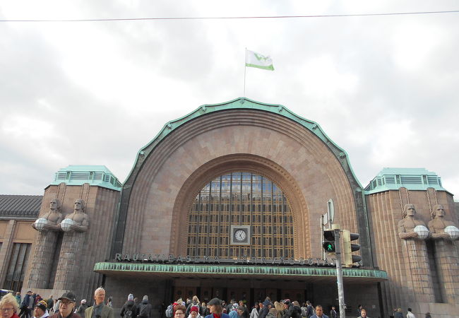 ヘルシンキ中央駅最寄りのメトロの駅