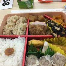 ある日の 崎陽軒弁当