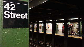 冷房のないひどい駅。夏は地獄です。