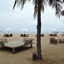 静かで綺麗なビーチ