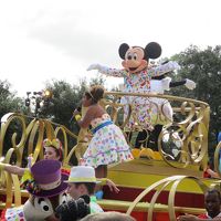 ムーブ イット! シェイク イット! Mousekeダンス イット! ストリート パーティー