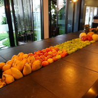 フルーツ食べ放題